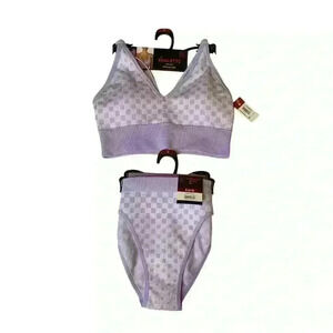 No Boundaries NWT. Underwear Set. Purple & White